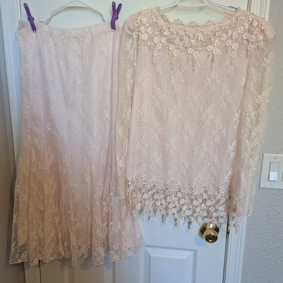 🌸 1980s Blush Pink Lace Skirt Set — Fairycore Elegance / Vintage Formality | M - Picture 1 of 12
